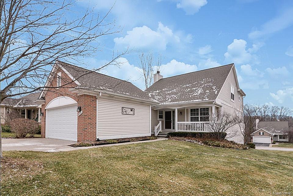 6598 Forest Ridge Court - Photo 1