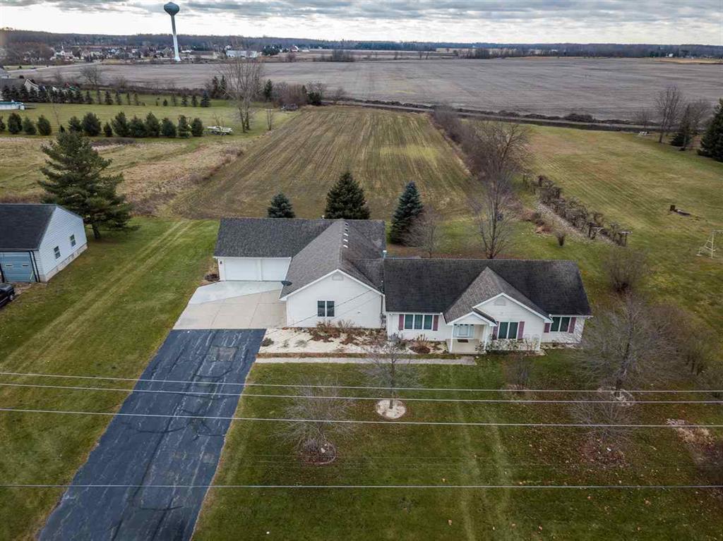 8085 Bluebush - Photo 1
