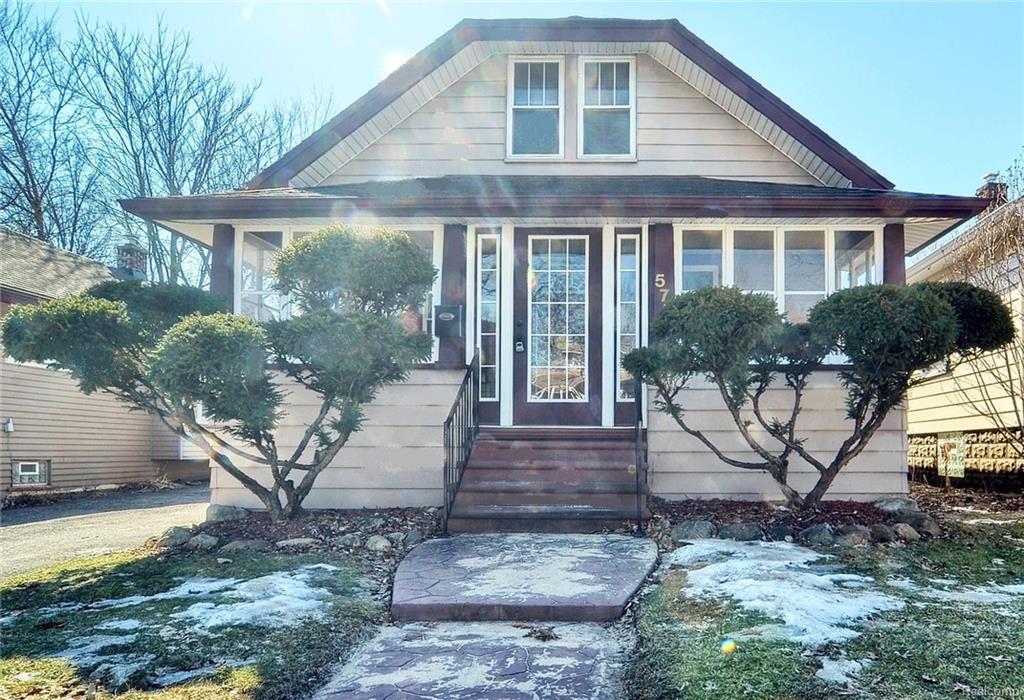 570 Maplehurst Street - Photo 1
