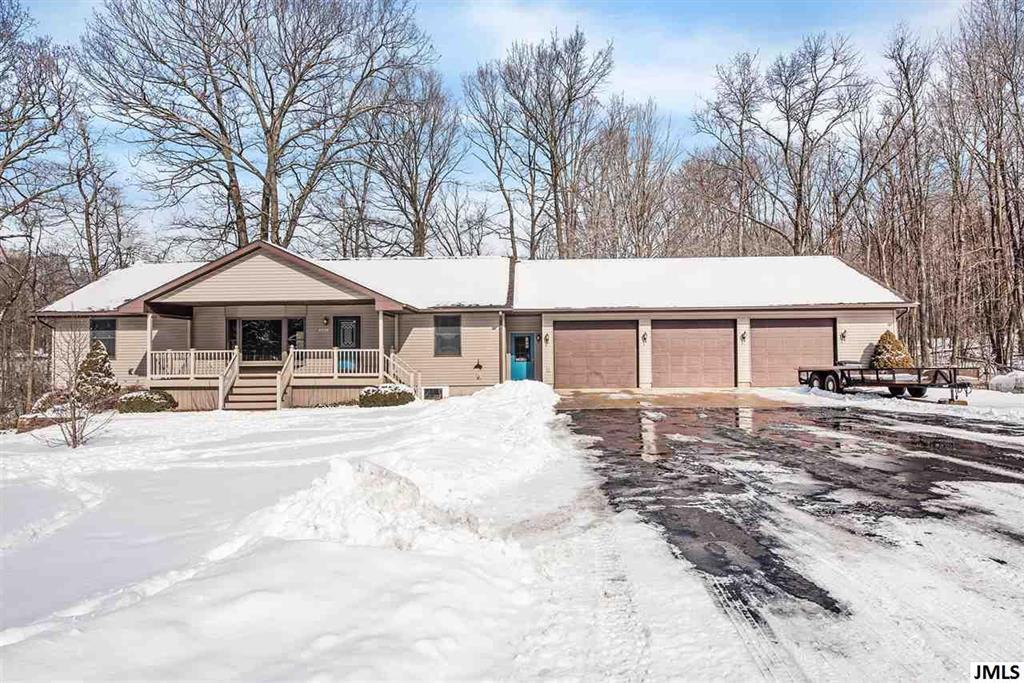 8928 Staghorn Trail - Photo 1