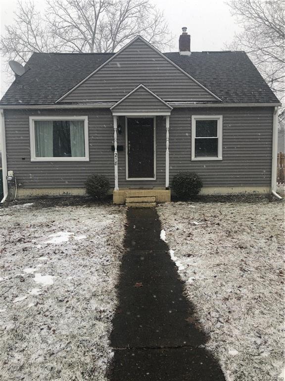 218 East Drive - Photo 1