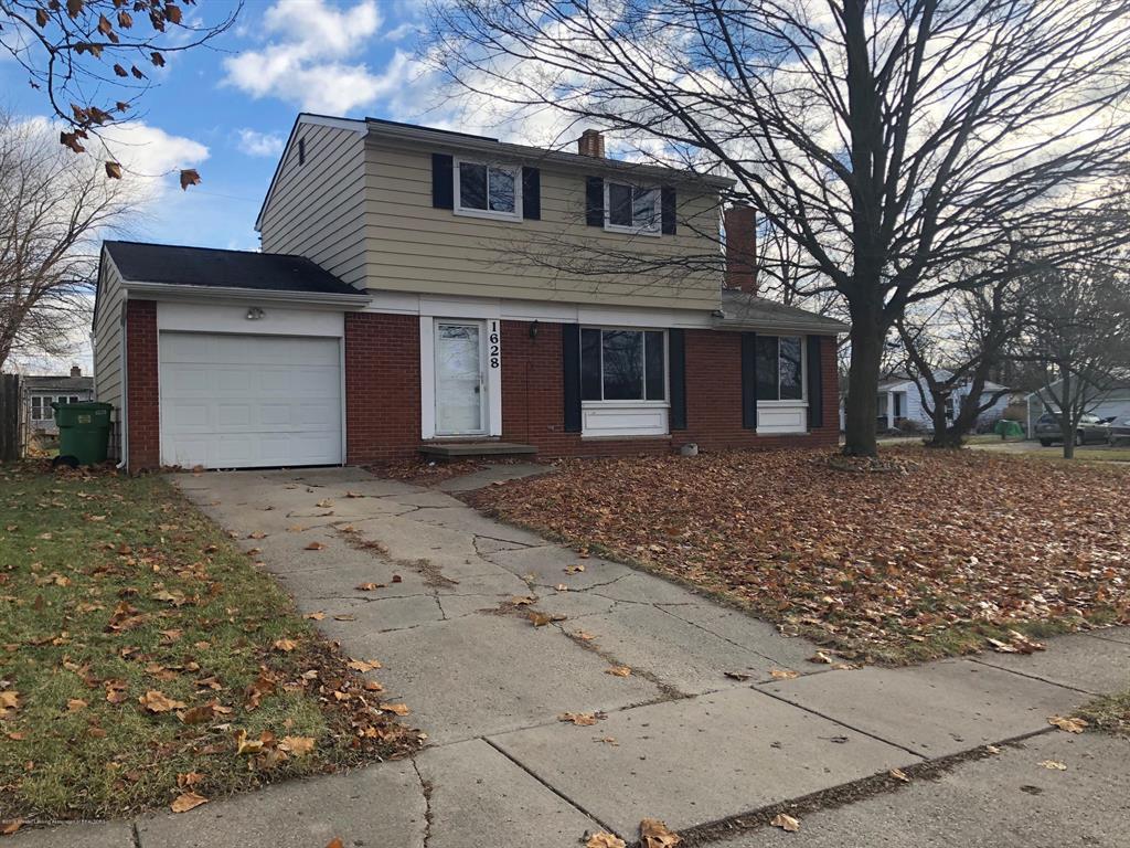 1628 Grayfriars Ave - Photo 1