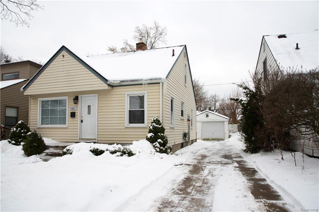 1480 Cole Street - Photo 1