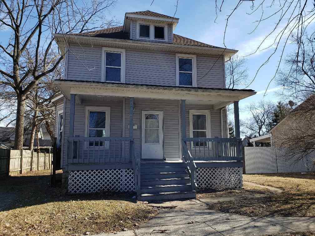 805 Smith - Photo 1
