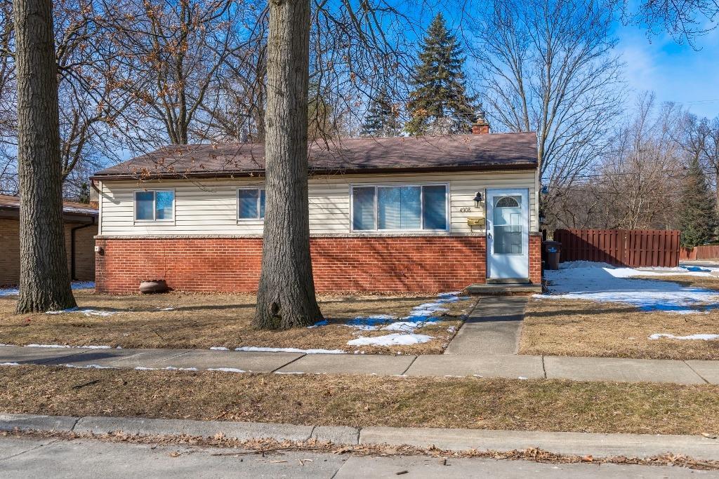 4908 Walker Street - Photo 1