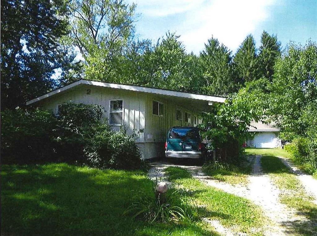 528 Chandler Street - Photo 1