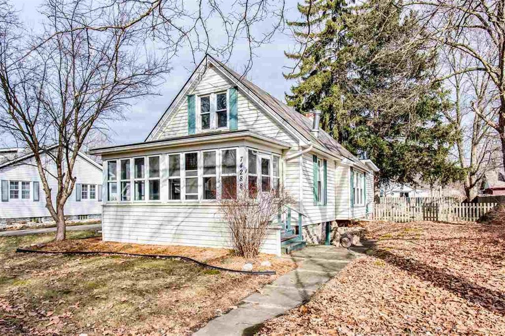74288 Burk St. - Photo 1
