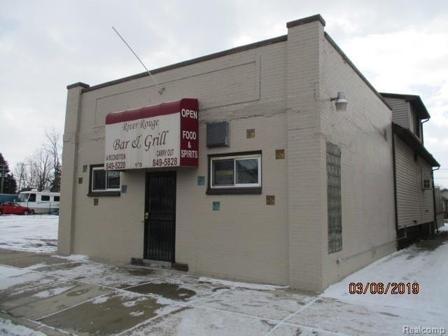150 Great Lakes Street - Photo 1