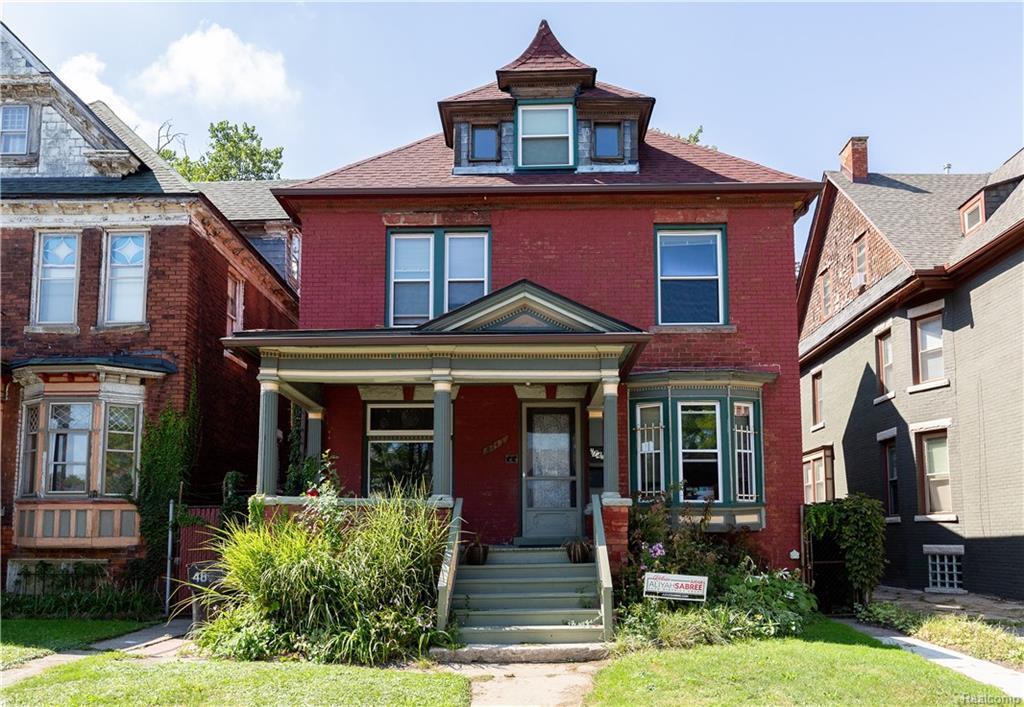 4743 Trumbull Street - Photo 1