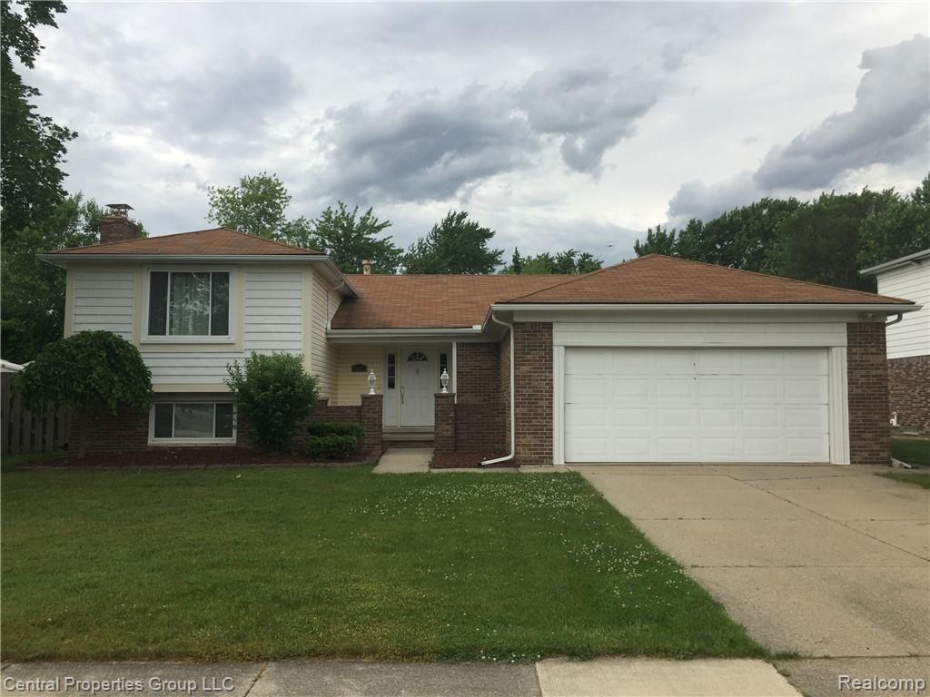 3887 Kings Point Drive - Photo 1