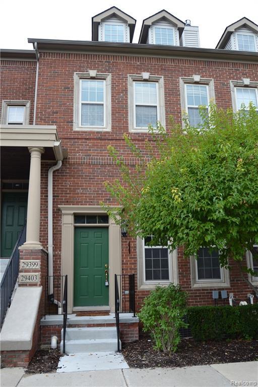 29403 Glen Oaks Boulevard - Photo 1