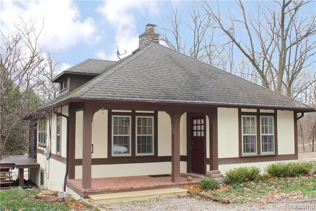 799 Long Lake Road - Photo 1