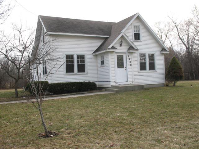 1128 Treanor - Photo 1