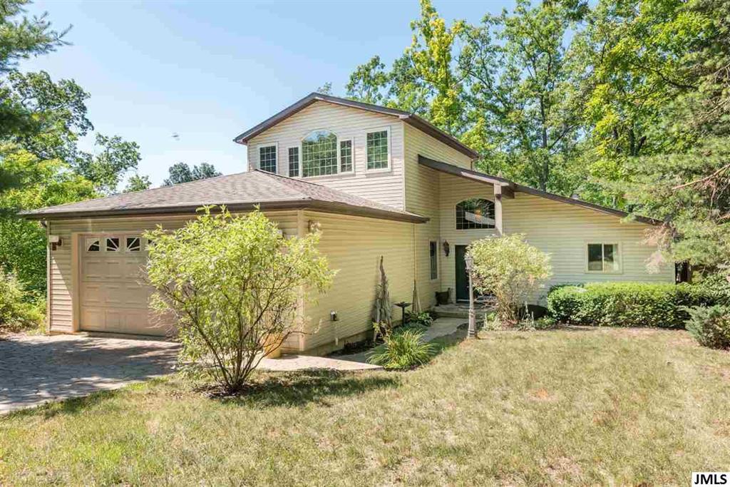11781 Killarny Circle - Photo 1