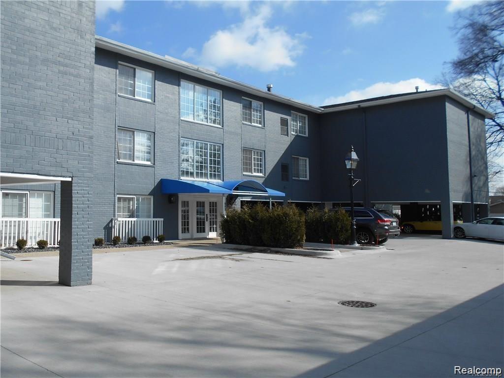662 Purdy Street - Photo 1