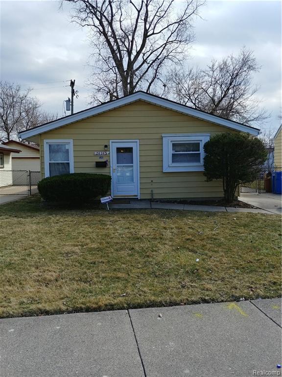 24345 Pennie Street - Photo 1