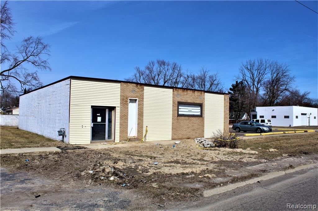 20382 Van Born Road - Photo 1