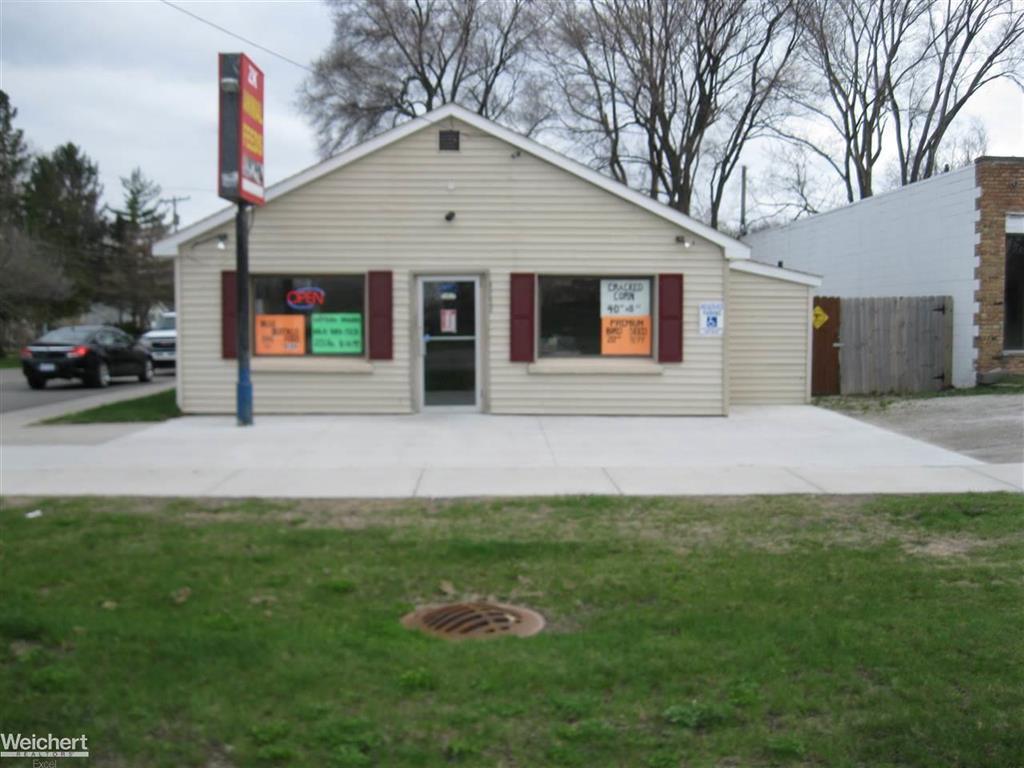 3282 Auburn - Photo 1