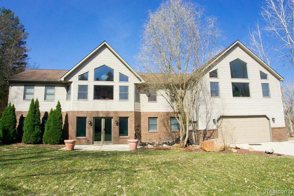 15260 Stone Henge Drive - Photo 1