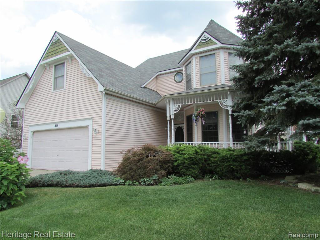 314 Oxford Lake Drive - Photo 1