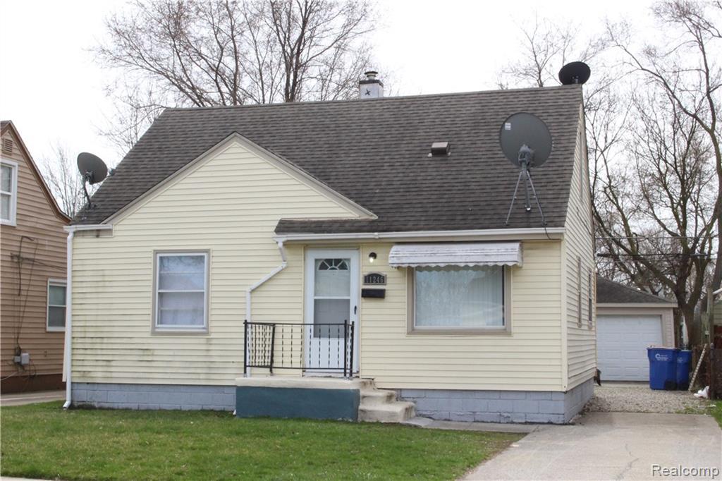11246 Packard Avenue - Photo 1