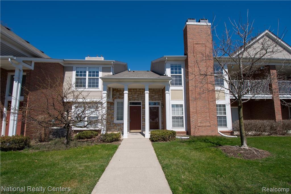 5371 Pine Aires Drive - Photo 1