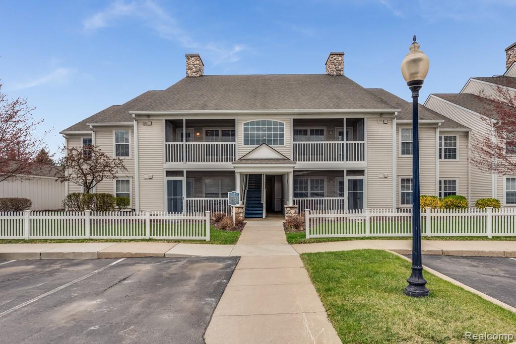 2816 Knightsbridge Circle - Photo 1
