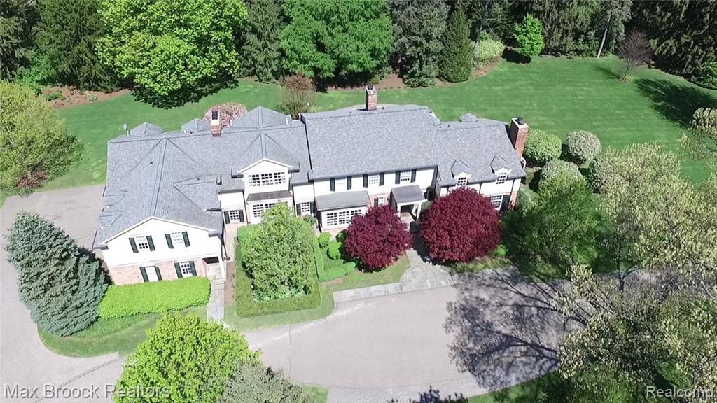 765 Vaughan Road - Photo 1