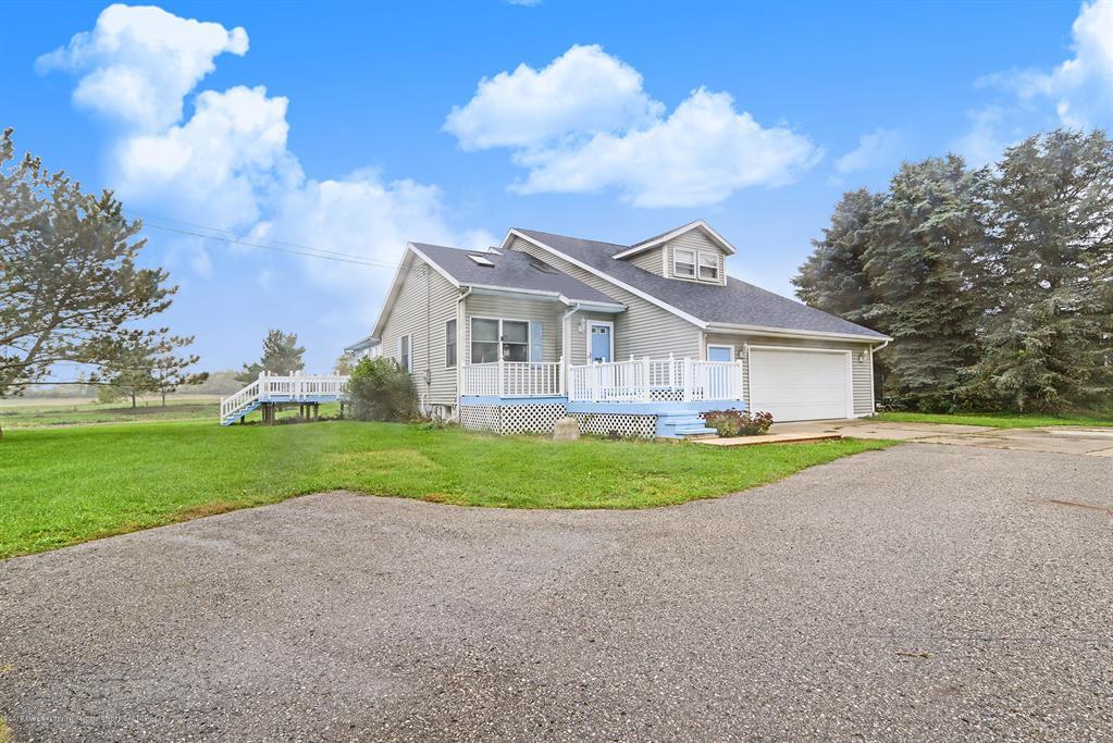 5465 Harper Road - Photo 1