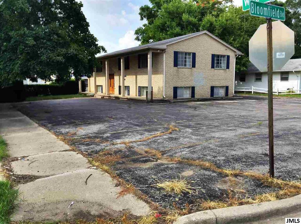 1700 Woodbridge St - Photo 1