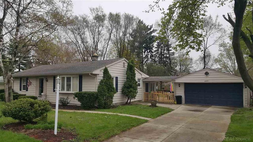 20351 La Crosse - Photo 1