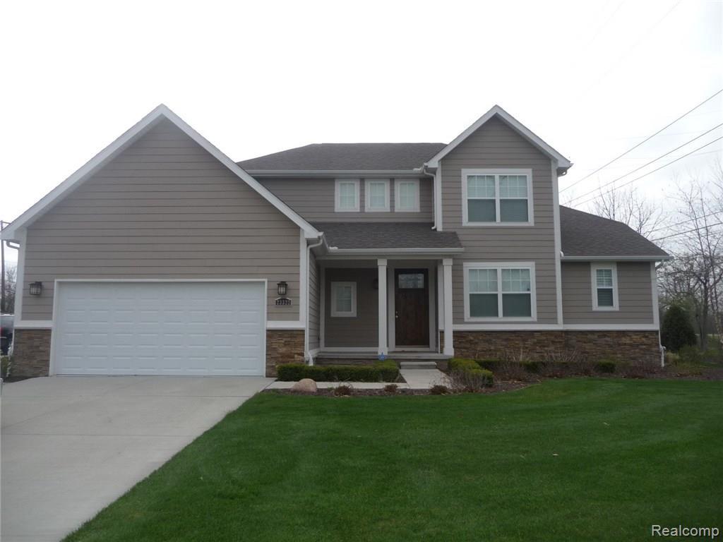 23322 Golfview - Photo 1