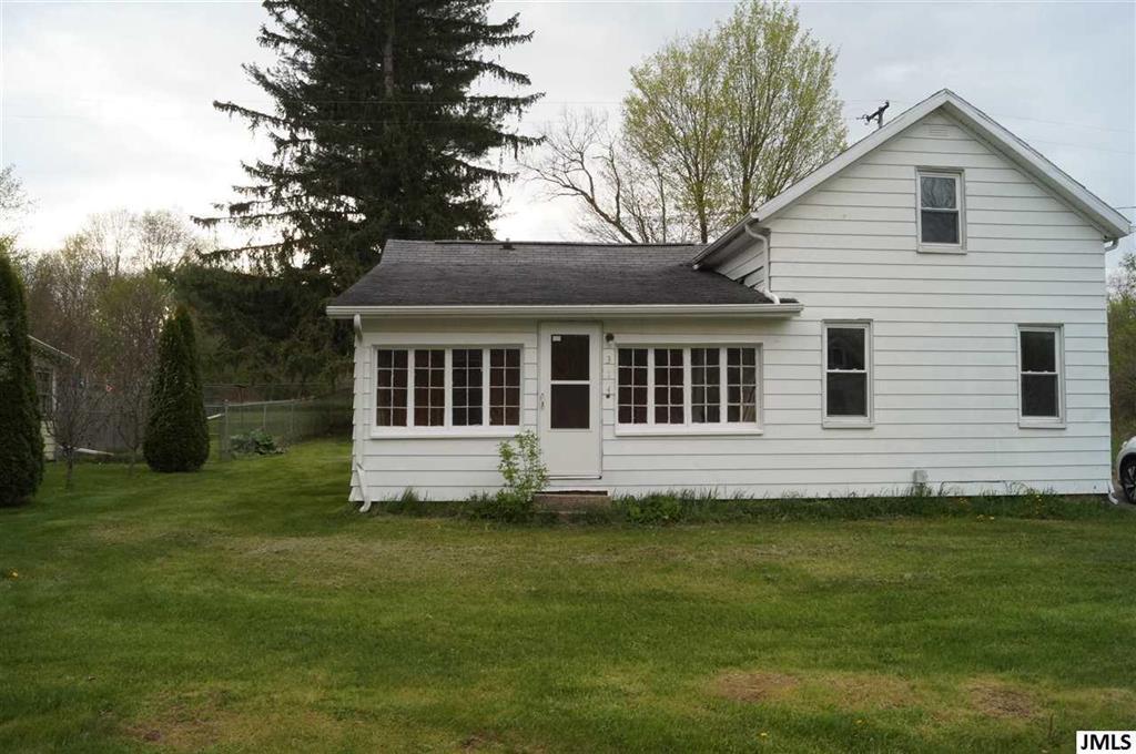 314 Gillette - Photo 1