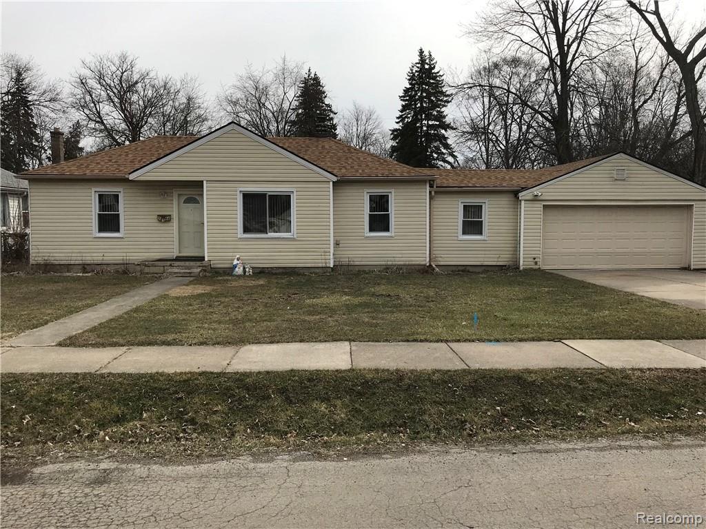 28744 Selkirk Street - Photo 1