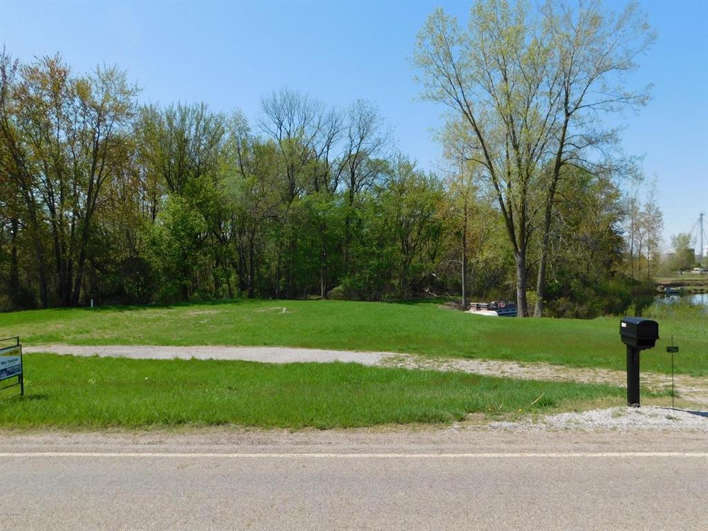 391 Iyopawa Rd - Photo 1