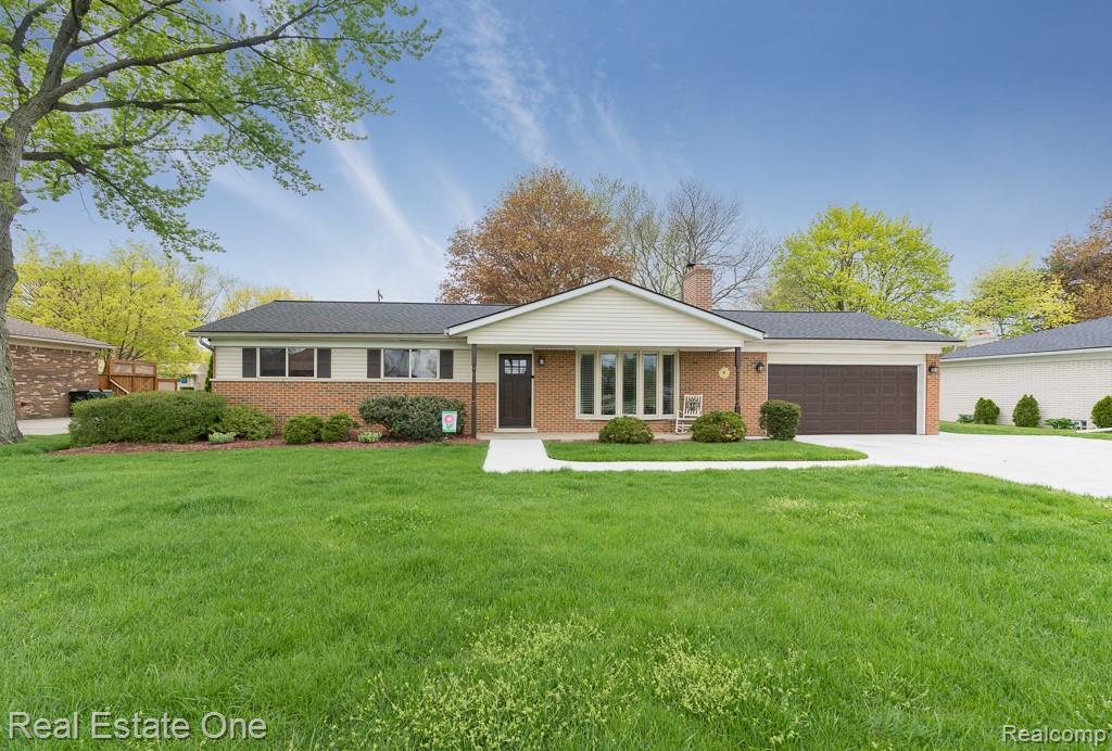 53609 Mound Road - Photo 1