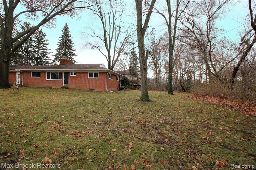 2436 Sanders Pl - Photo 1