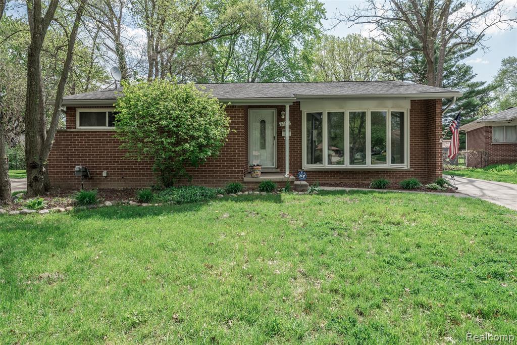 8799 Kenberton Drive - Photo 1