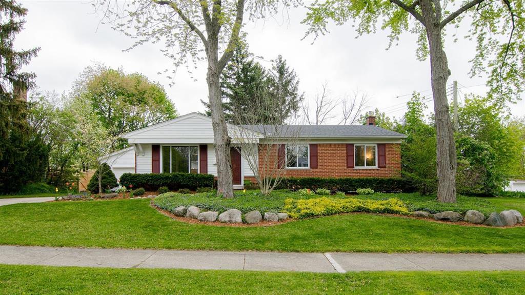 616 Susan Drive - Photo 1