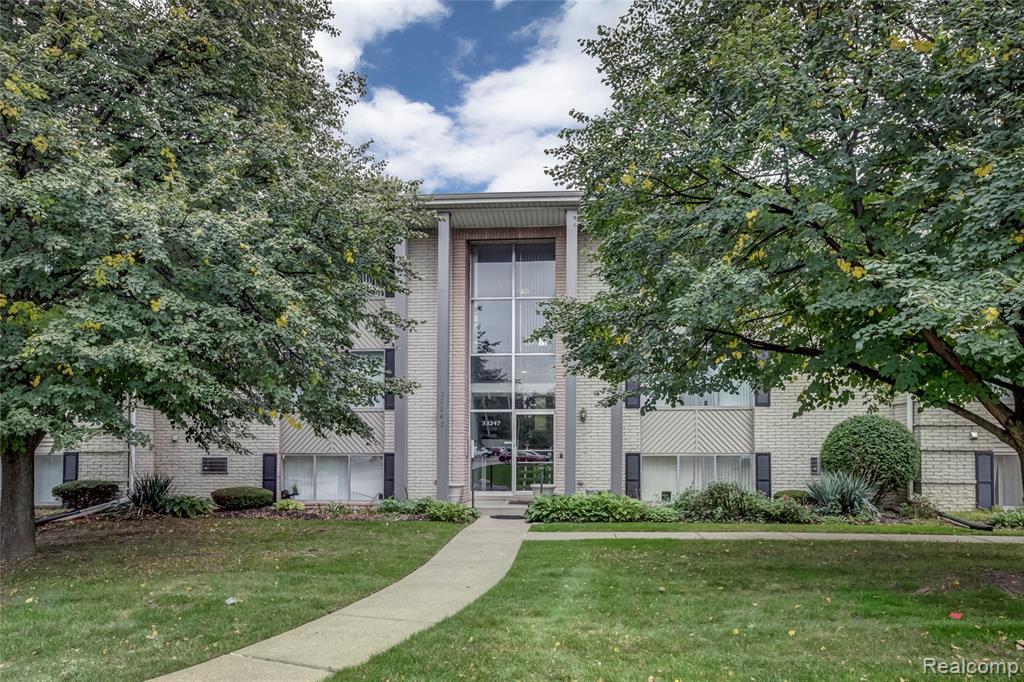 33247 Kingslane Court - Photo 1