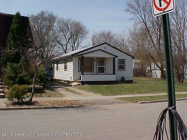 646 Foster Avenue - Photo 1