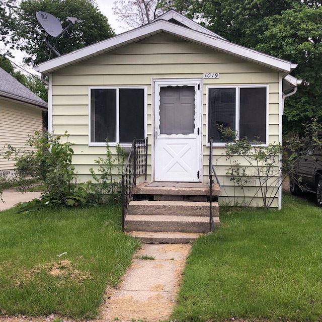1019 Dakin Street - Photo 1