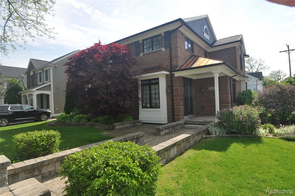 1710 Pierce Street - Photo 1