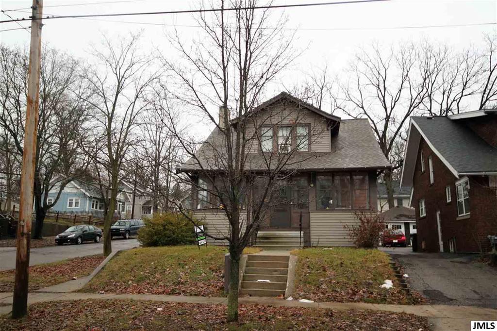 1114 4TH ST - Photo 1