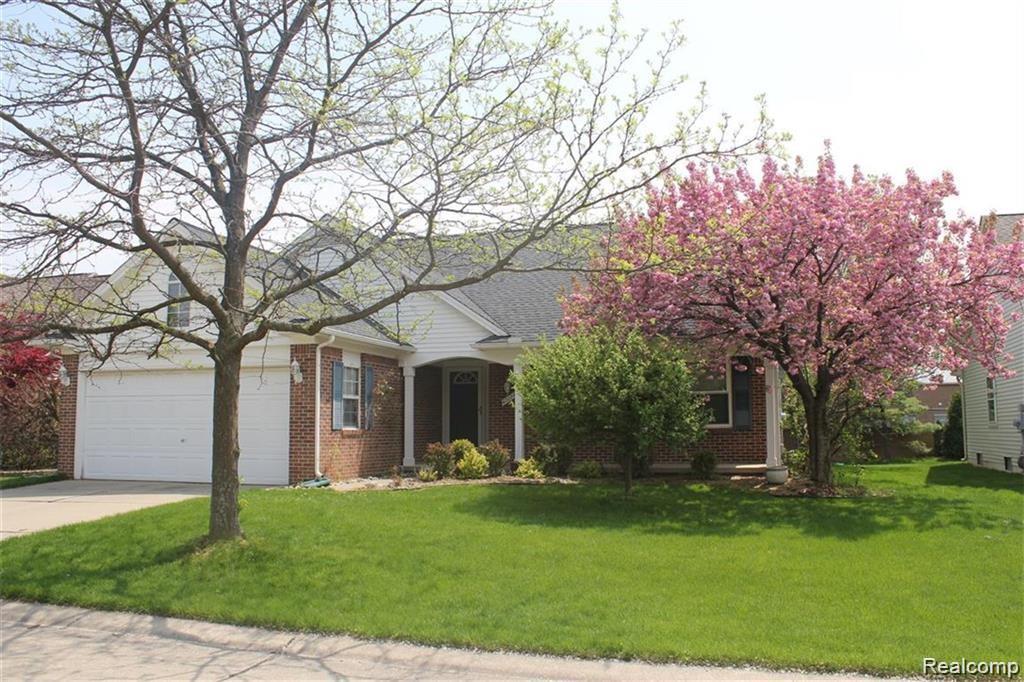 47178 Scarlet Drive - Photo 1