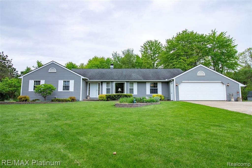 3147 Highland Road - Photo 1