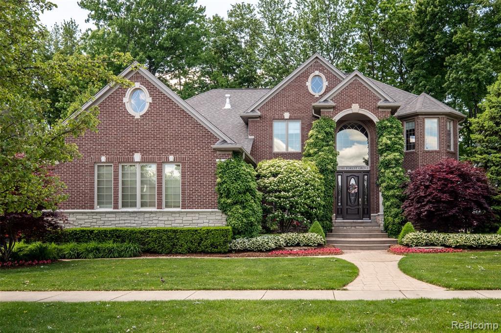 52381 Forest Grove Drive - Photo 1