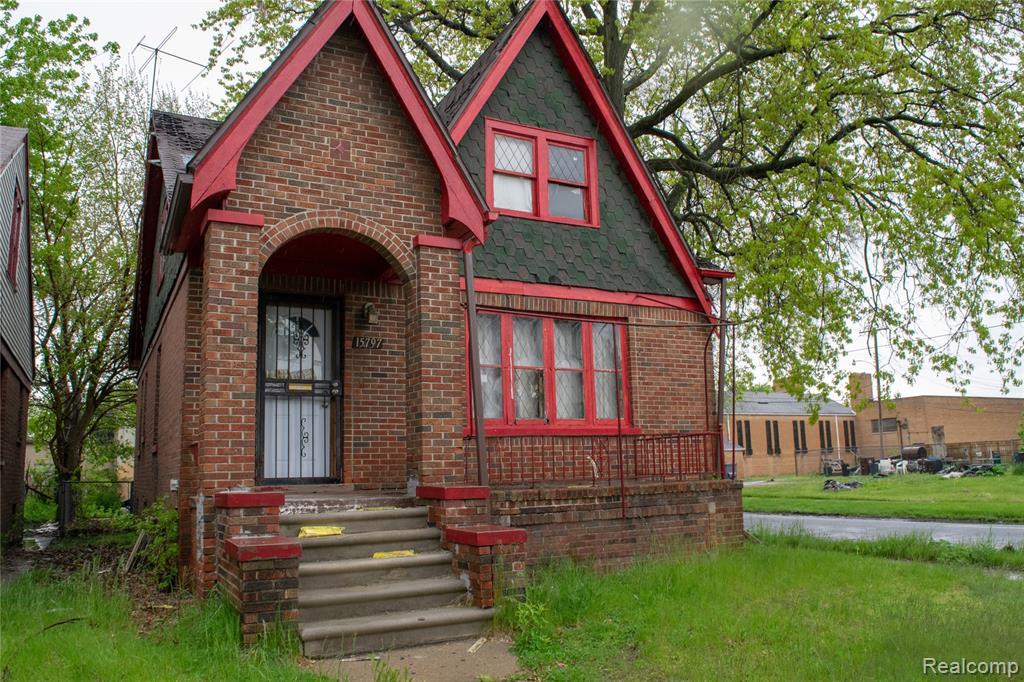 15797 Kentucky Street - Photo 1