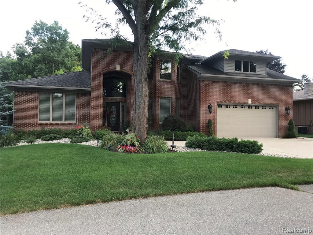 6015 Rolton Court - Photo 1