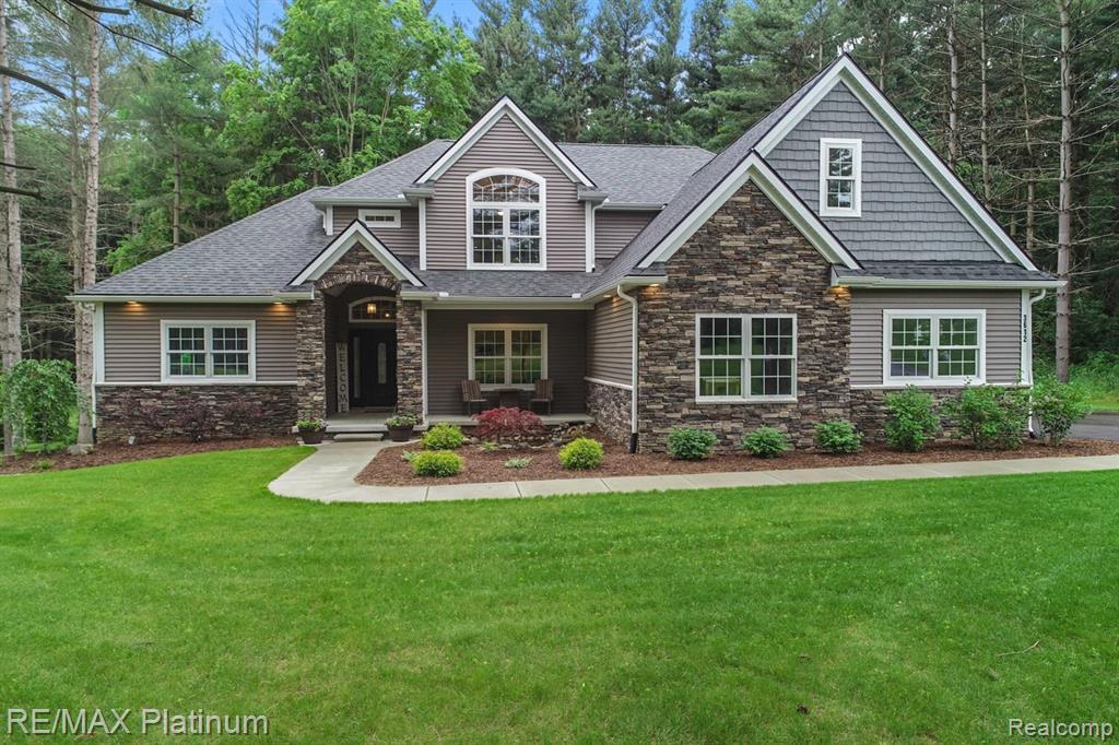 3612 High Hillcrest Drive - Photo 1